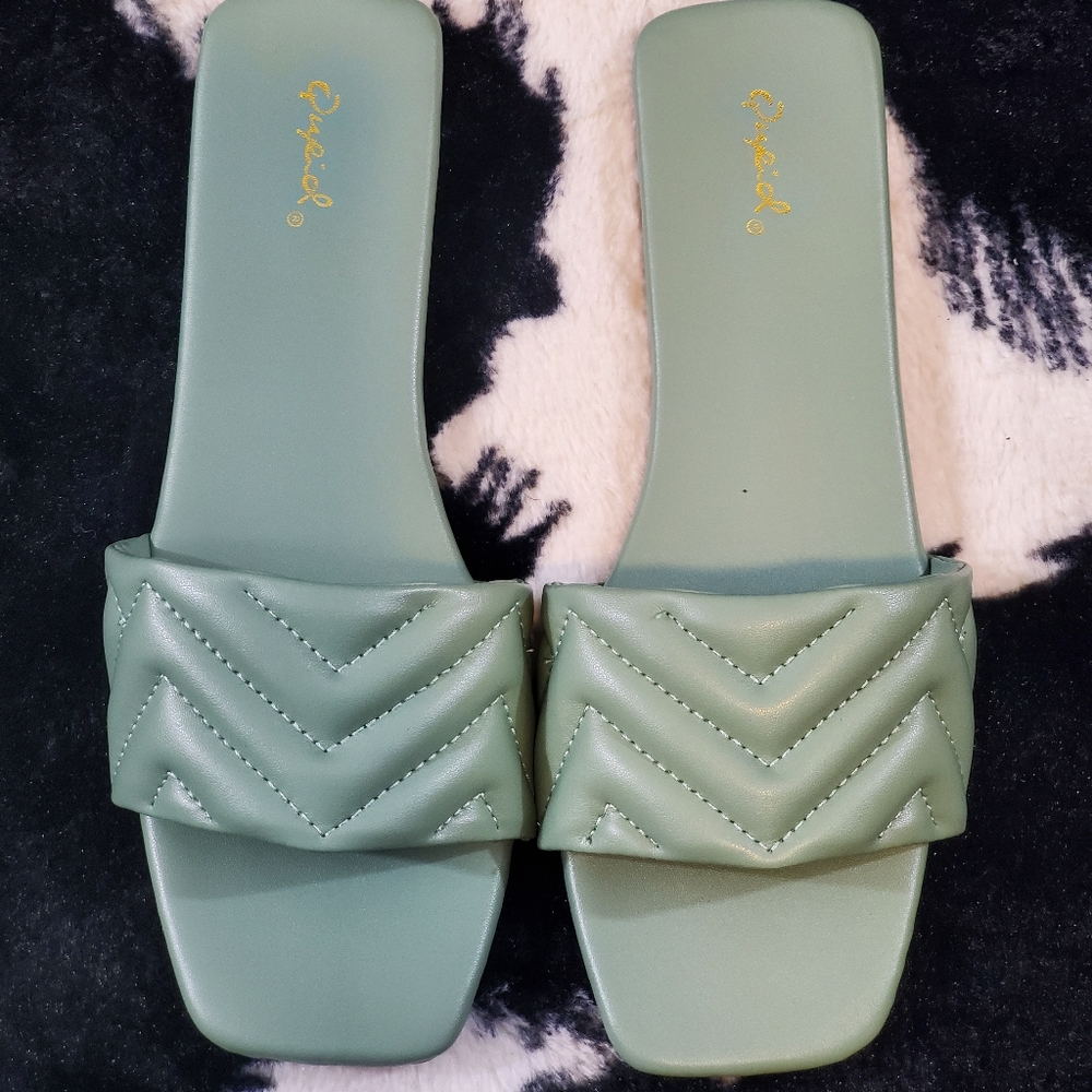 Wave Padded Flat Sandal - Picture 4 of 6